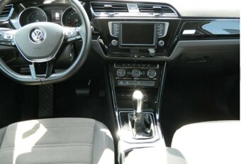 VW Touran 2.0 tdi DSG 110kw - 5