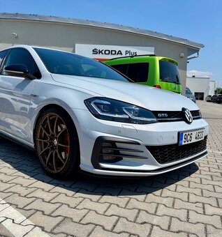 Volkswagen Golf GTD 7.5 DSG - 5