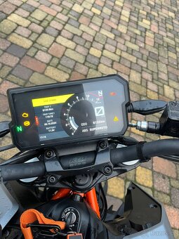 KTM DUKE 125 - 5