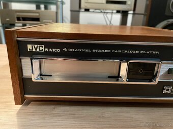 4 kanálový-8 stopý přehrávač JVC NIVICO Model 1202 UH - 5