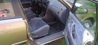 Prodám Mazda 324F 16V - 5