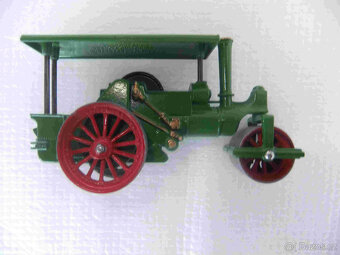 YESTERYEAR,Y4 Sentinel,Y5 London Tramcar a Y11 Aveling - 5