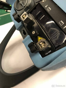 mini OTDR EXFO FTB-200 V1 s multimode a singlemode kartovým - 5