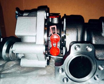 Turbodmychadlo BorgWarner K04 – 53049880028 - 5
