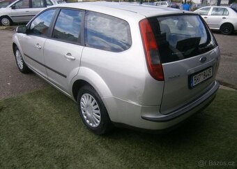 Ford Focus 1.6i benzín manuál 85 kw - 5