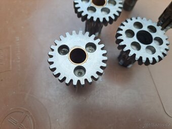 Jawa 50 pionýr - kolo převodovky s nábojem - 5