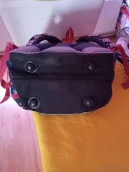 Prodám  školní batoh značky TOPGAL - 5