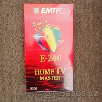 - - -Retro - - - - 5