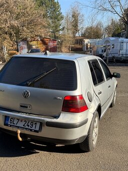 Volkswagen Golf IV 1.9 TDI - 5