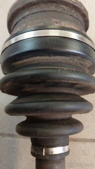 Ford Ranger – Poloosa pravá přední - 5