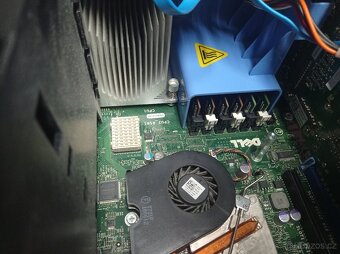 Server Dell Precision T5500 - 5