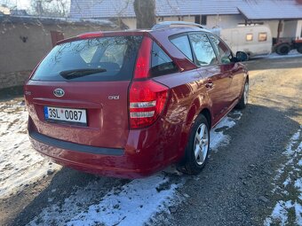 Kia Ceed kombi 1.6 nafta - 5