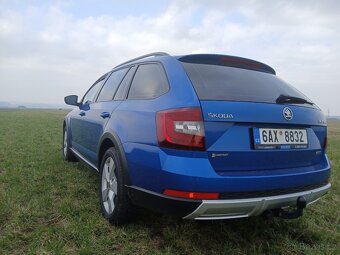 Škoda octavia scout 2.0 135kw - 5