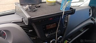Odtahovka odtahovy speciál Iveco - 5