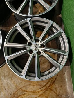 18" alu disky AEZ 5x112 superb, passat - 5