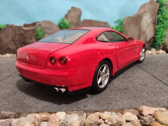 prodám model 1:18 ferrari 612 scaglietti - 5
