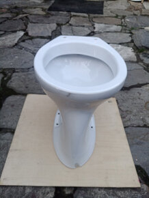 wc - 5