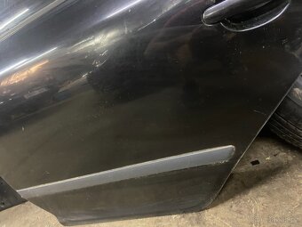 Zadní dveře Škoda Octavia 2 kombi černé - 5