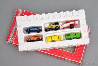 Modely autíček / hračky pro sběratele - 5