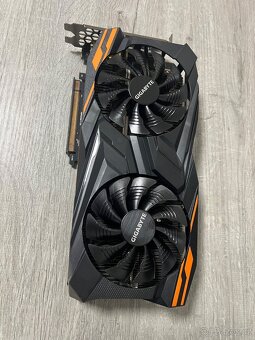 GIGABYTE Radeon RX Vega 56 gaming OC 8gb HBM2 - 5