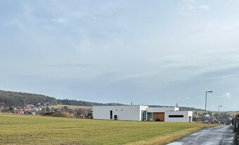 Stavební pozemek 2752 m2 (18x153) Zlín - Velíková - 5