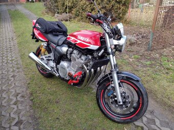 Yamaha xjr 1300 SP - 5