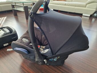 Maxi-cosi autosedačka + izofix základna + dárky - 5
