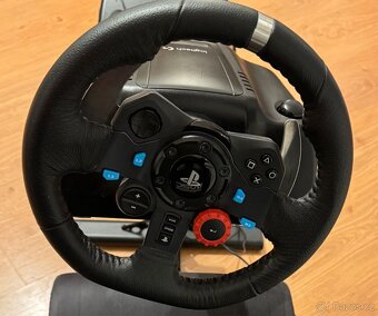 Sedačka volant pedály a řadička playstation - 5