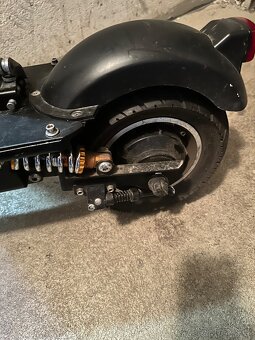 Laotie ES10P 2000W - 5