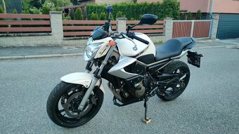 Yamaha XJ6 - 5