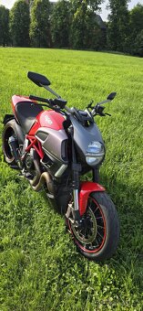 Ducati diavel - 5