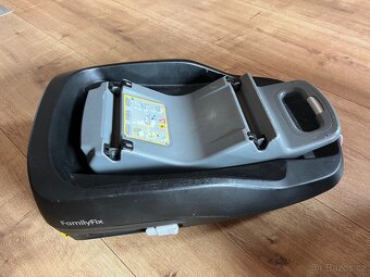 Autosedačka vajíčko MaxiCosi vajíčko + základna IsoFix - 5