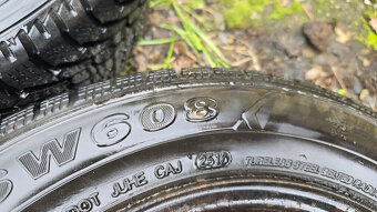 Opel Vektra A  zimní sada pneu + disky 14" - 5