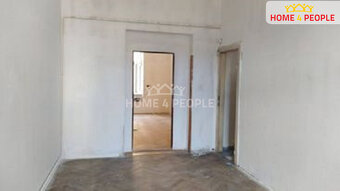 Prodej bytu 2+1 v centru ČB - 5