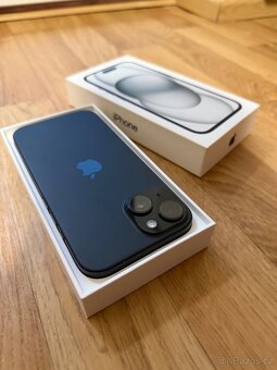 Apple iPhone 15 128GB černý - 5