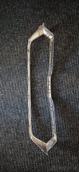 Rámeček přední masky Škoda Octavia IV - 5