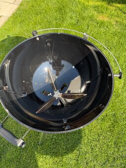 WEBER GRIL NA DŘEVĚNÉ UHLÍ MASTER-TOUCH 57 CM - 5