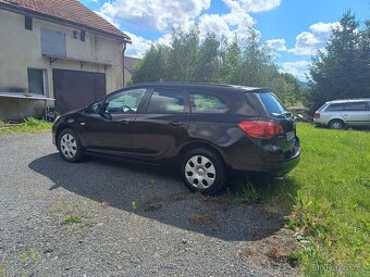 astra combi J 1,4 turbo - 5