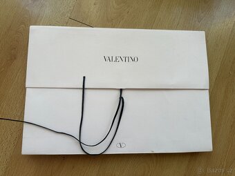 Papírové tašky značky VALENTINO - 5