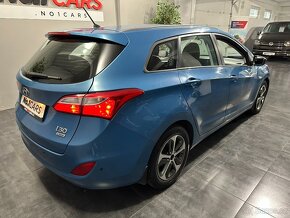 Hyundai i30 1,4 CRDI TRIKOLOR NOVÉ PNEU - 5