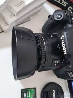 Canon EOS 600D + 2 objektivy + brašna + 32 GB SD karta - 5