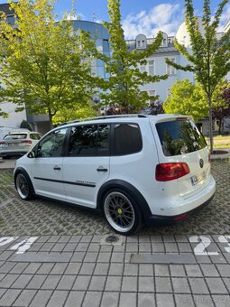 Volkswagen Cross Touran 2.0tdi 2014 - 5