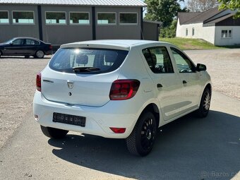 Dacia Sandero - 5