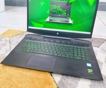 Prodám HP Pavilion Gaming 17 - 5