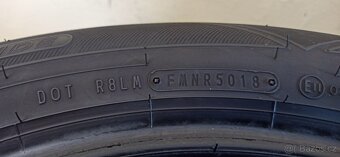 Falken 215/55 R17 94V 2x5mm; 2x4,5mm - 5