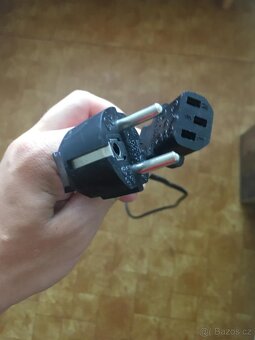 Monitor AOC včetně kabelu - 5