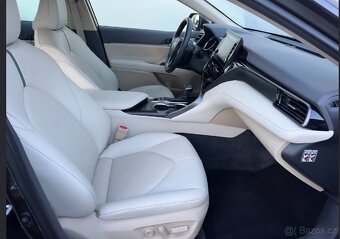 Toyota Camry hybrid 2023 záruka - 5