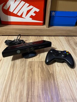 Xbox 360 Slim s Kinect senzorem - 5