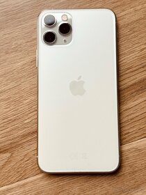 iPhone 11 Pro 256GB bílý - 5