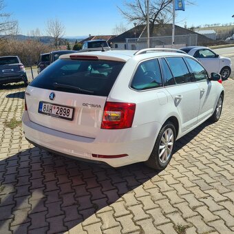 Škoda Octavia, 1,6 TDI 85kW DSG Style Odp. DPH - 5